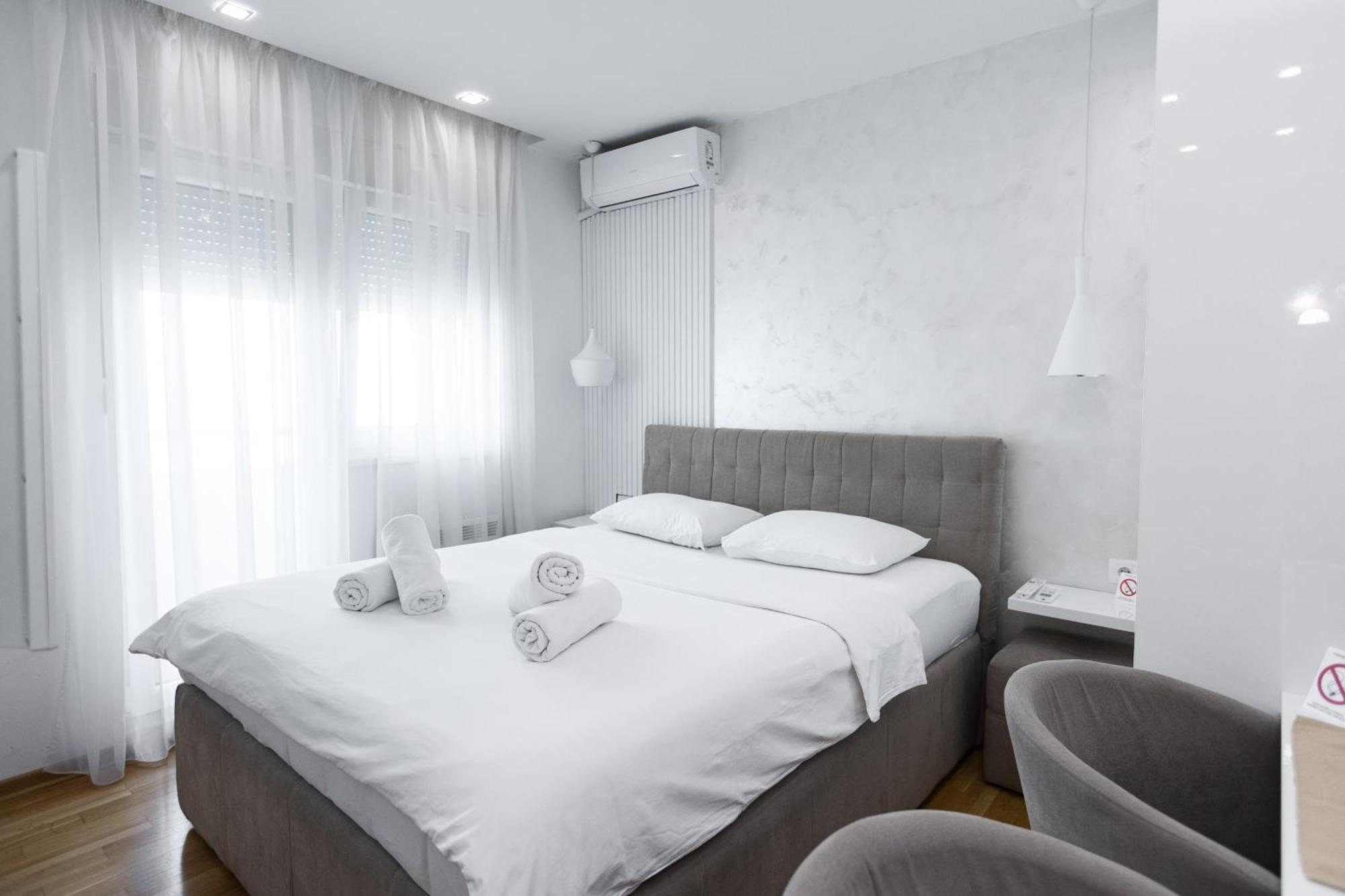 White Apartments Belgrade Extérieur photo